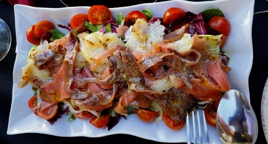 Ensalada de ahumados